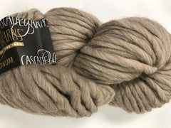 Magmum by Cascade, 100% wool, 250gm (8.75 oz)